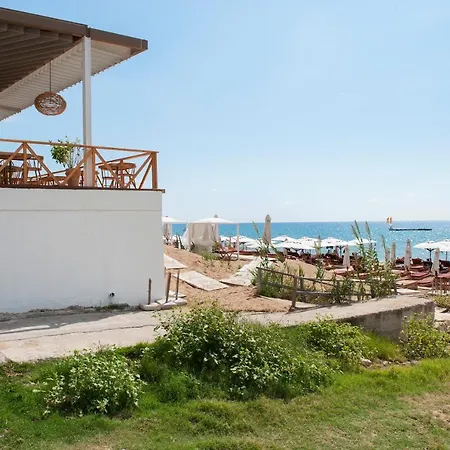 Feriehus Glyfada Sea View